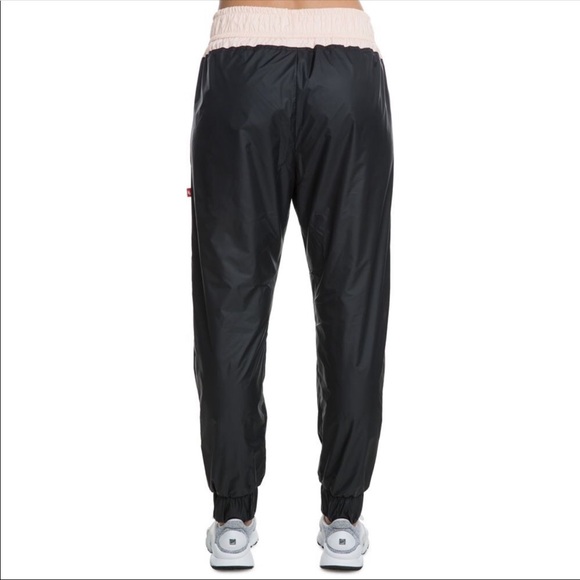 NWT Nike wind runner pants - Picture 3 of 6